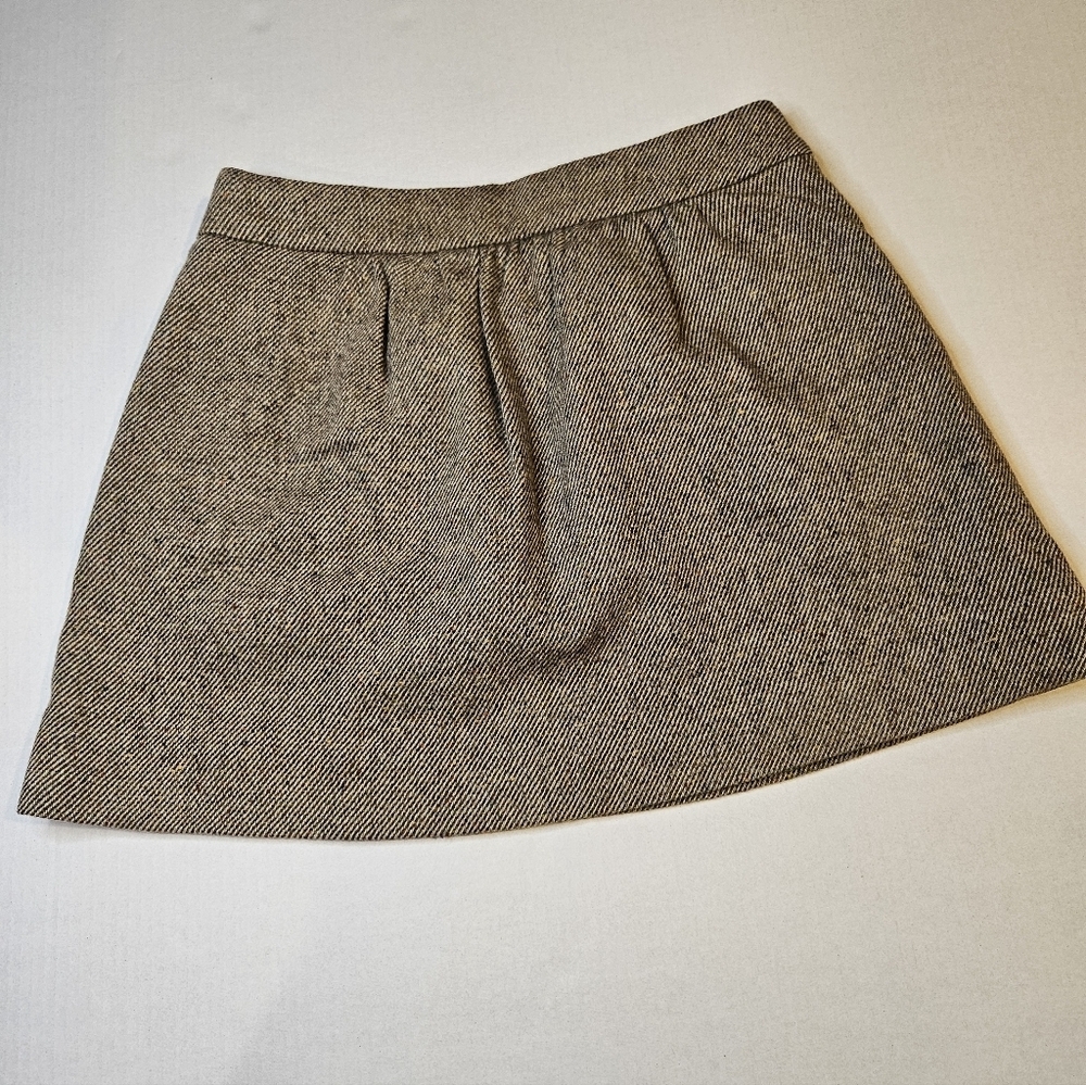 J. Crew 100% Wool Mini Skirt Size 4 - Picture 4 of 7